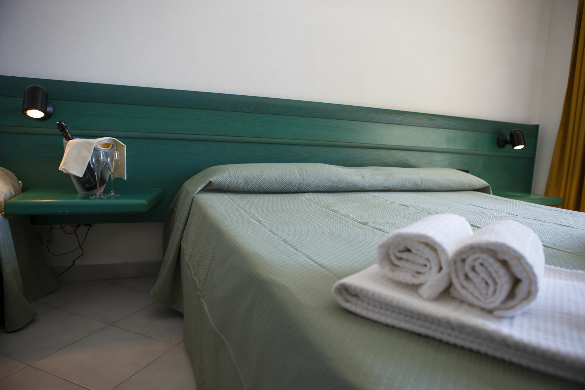 Hotel Miralonga La Maddalena  Eksteriør billede